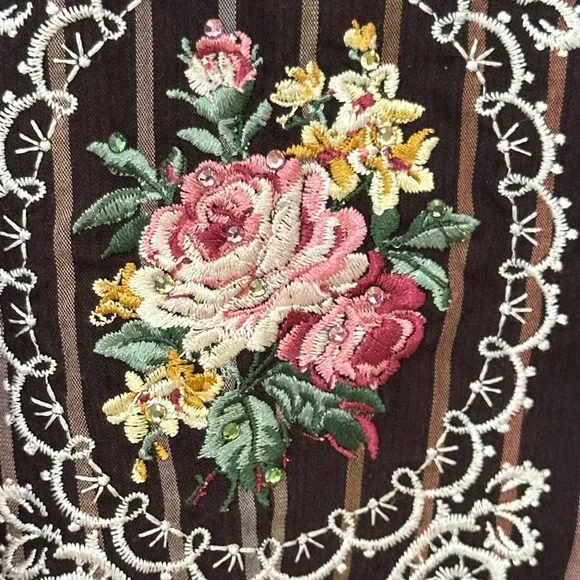 Floral Embroidered Brown Blouse - Picture 8 of 15